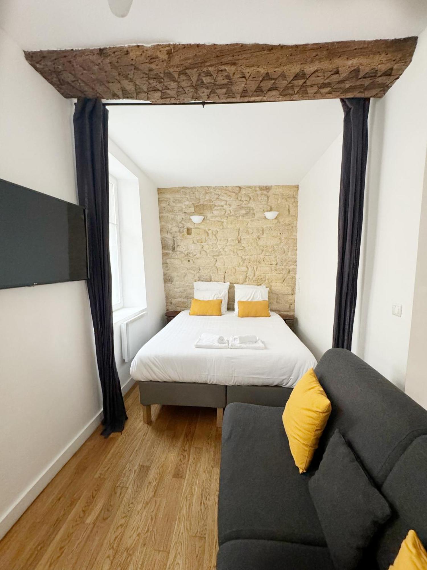 Suite Du Lion/Ac Historic Flat, Marais, 4-5 Guests Parijs Buitenkant foto